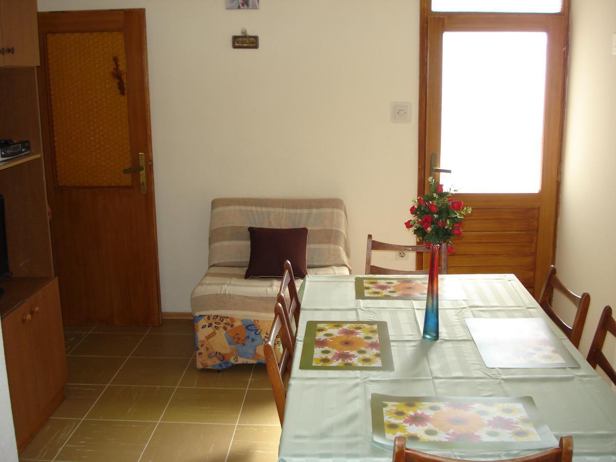 Apartmani Stanic Rosa Stanici المظهر الخارجي الصورة